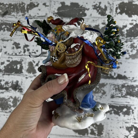Peggy Abram’s Windswept Wayfarer Christmas Santa Figure Limited Edition 295/1200 - Picture 8 of 9